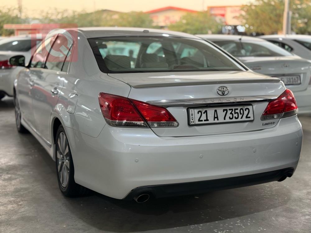 Toyota Avalon